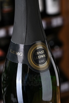 Ernst Ludwig Riesling Sekt Troken - вино игристое Эрнст Людвиг Рислинг Зект Трокен 0.75 л белое сухое