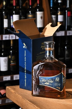 Flor de Cana 12 years - ром Флор де Канья 12 лет 0.75 л