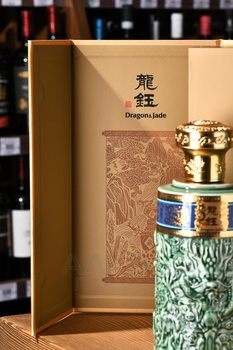 Baijiu Goalong Dragon & Jade - байдзю Гоалонг Дракон и Нефрит 0.5 л в п/у