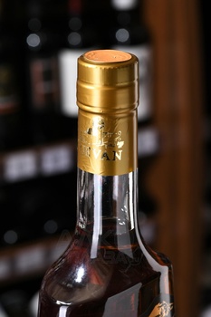 Коньяк Иджеван Премиум 5 лет 0.5 л