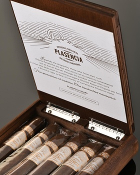 Plasencia Reserva Original Sampler - сигары Плаценсия Резерва Ориджинал Сэмплер набор из 6 сигар