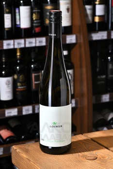 Loimer Gruner Veltliner Kamptal DAC - вино Лоймер Грюнер Вельтлинер Кампталь 0.75 л