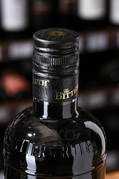 The Bitter Truth Violet - ликер Биттер Труф Фиалка 0.5 л