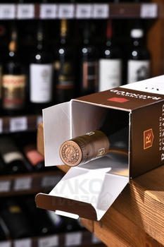 Raymond Ragnaud XO Premier Cru Grande Champagne - коньяк Реймонд Раньо ХО Гран Шампань Премье Крю 0.7 л в п/у