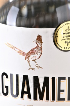 Aguamiel Bacanora Blanco - текила Агуамиэль Баканора Бланко 0.7 л