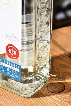 Orendain Blanco - текила Орендайн Бланко 0.7 л