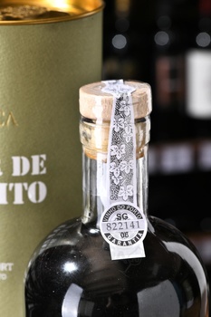 Pacheca Lagar de Granito Porto 30 Anos - портвейн Пачека Лагар де Гранито Порто 30 лет 0.75 л красный сладкий в тубе