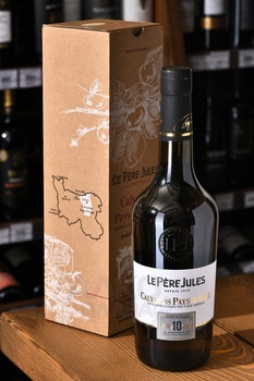 Le Pere Jules Pays d’Auge 10 years - кальвадос Пэи д’Ож 10 лет Ле Пэр Жюль 0.7 л в п/у