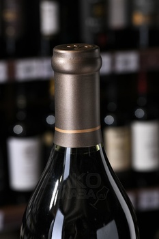 Caymus Napa Valley Cabernet Sauvignon - американское вино Кеймус Напа Велли Каберне Совиньон 0.75 л