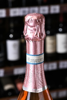 Lavi Nero d’Avola Extra Dry - вино игристое Лави Неро Д’авола Экстра Драй 0.75 л брют розовое