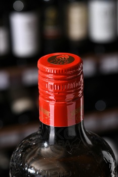 Velho Barreiro - кашаса Вельё Баррейро 3 года 1 л