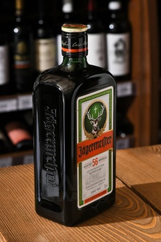 Jagermeister - ликер Ягермайстер 0.7 л