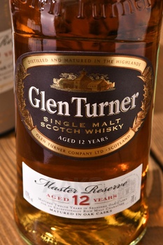 Glen Turner 12 years old in tube - виски Глен Тернер 12 лет 0.7 л в тубе