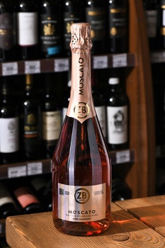 Sparkling wine Moscato - игристое вино ЗБ вайн Москато Крым 0.75 л
