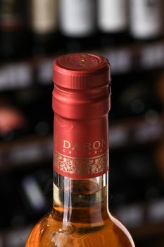 Daron Pays d`Auge Fine 4 Years - кальвадос Дарон Пэй д`Ож Файн 4 года 0.5 л