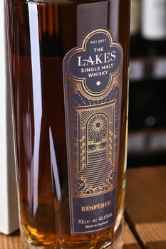 The Lakes Single Malt Whisky Limited Release Resfeber - виски Зе Лейкс Сингл Молт Виски Лимитед Релиз Ресфебер 0.7 л в п/у