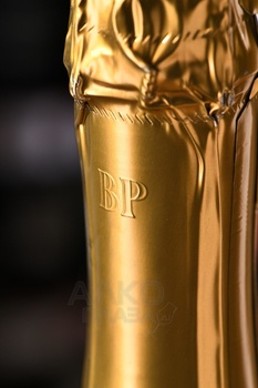 Bruno Paillard Premiere Cuvee Extra Brut - шампанское Брюно Пайар Премье Кюве Экстра Брют 0.375 л