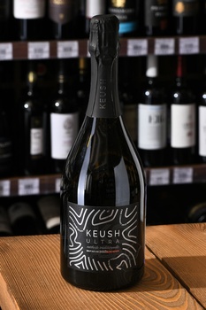 Keush Ultra Brut Nature Blanc de Noir - вино игристое Кёш Ультра Брют Натуре Балн де Нуар 0.75 л белое брют натюр
