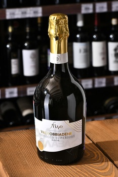 Frizzo Valdobbiadene Prosecco Superiore - вино игристое Фриццо Вальдоббьядене Просекко Супериоре 0.75 л белое брют