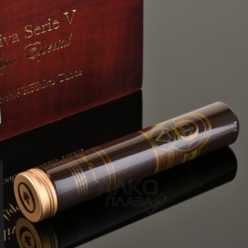 Oliva Connecticut Reserve Toro Tubos - сигары Олива Коннектикут Резерв Торо Тубос