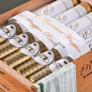 Oliva Serie V Double Robusto Tubos - сигары Олива Серия V Дбл Робусто Тубос