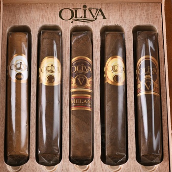 Подарочный набор сигар Oliva Int. Robusto Variety Sampler