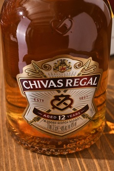 Chivas Regal 12 Years Old - виски Чивас Ригал 12 лет 0.375 л в п/у