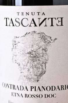Tasca d`Almerita Tascante Contrada Pianodario Etna DOC - вино Таска д`Альмерита Тасканте Контрада Пьянодарио 0.75 л красное сухое