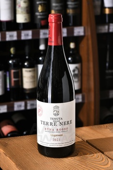 Terre Nere Etna Rosso Moganazzi DOC - вино Терре Нере Этна Россо Моганацци ДОК 0.75 л красное сухое