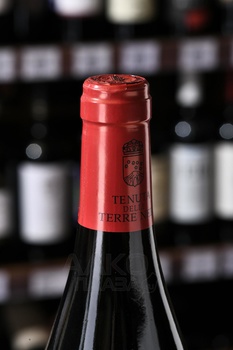 Terre Nere Etna Rosso Prephylloxera La Vigna DOC - вино Терре Нере Этна Россо Префилоксера Ла Винья ДОК 0.75 л красное сухое