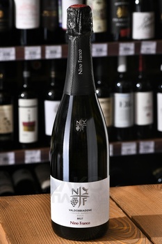 Valdobbiadene Prosecco Superiore Brut - вино игристое Вальдобьядене Просекко Сюперьоре Брют 0.75 л белое брют