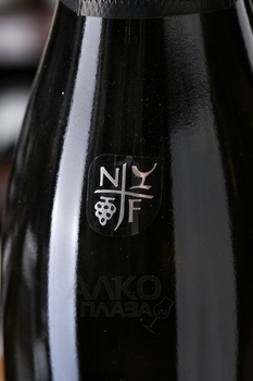 Valdobbiadene Prosecco Superiore Brut - вино игристое Вальдобьядене Просекко Сюперьоре Брют 0.75 л белое брют