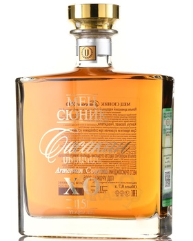 Коньяк КС Мец Сюник Сисакан ХО 15 лет 0.7 л в п/у