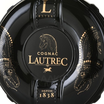 Lautrec Extra - коньяк Лотрек Экстра 0.7 л в п/у