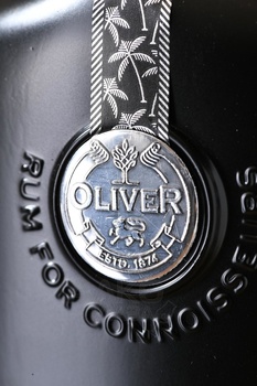 Puntacana Club Black Oliver - ром Пунтакана Клаб Блек Оливер 0.7 л в п/у