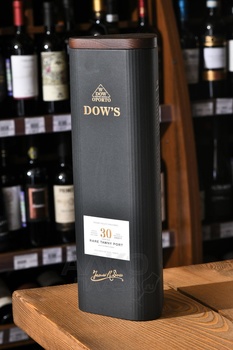 Porto Dow`s Tawny 30 Years Old Gift Box - портвейн Доуз Тони 30 лет 0.75 л в п/у