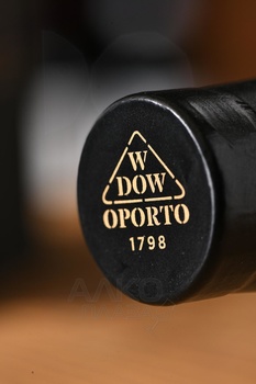 Porto Dow`s Tawny 30 Years Old Gift Box - портвейн Доуз Тони 30 лет 0.75 л в п/у
