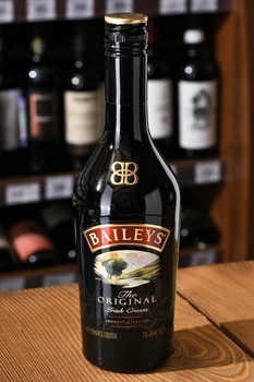 Baileys - ликер Бейлиз 0.5 л