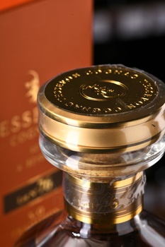 Tesseron Lot №76 - коньяк Тессерон Лот №76 0.7 л