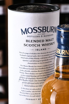 Mossburn Island 3 years - виски Моссберн Айлэнд 3 года 0.7 л