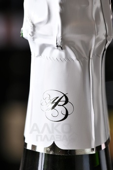 Andre Beaufort Polisy Blanc de Blancs - шампанское Андре Бофор Полизи Блан де Блан 0.75 л белое брют натюр