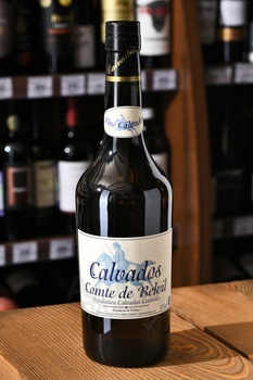 Comt De Belvil Fine - кальвадос Комт де Бельвиль Фин 0.7 л