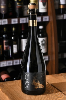 Вино игристое Эндемы Ареал Рислинг 0.75 л белое брют