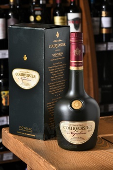 Courvoisier Napoleon - коньяк Курвуазье Наполеон 0.7 л в п/у