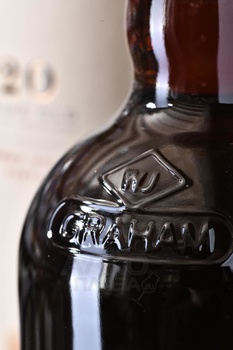 Porto Grahams Tawny 20 Years in Tube - портвейн Грэмс Тони 20 лет 0.75 л в тубе