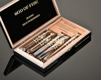God of Fire Serie Aniversario - сигары Год оф Фаер Серия Аниверсарио набор