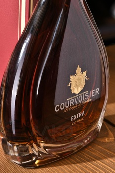 Courvoisier Extra - коньяк Курвуазье Экстра 0.7 л в п/у