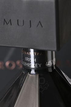 Muja Rosapetra - виски Муйа Росапетра 0.5 л в п/у