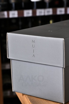 Muja - виски Муйа 0.5 л в п/у