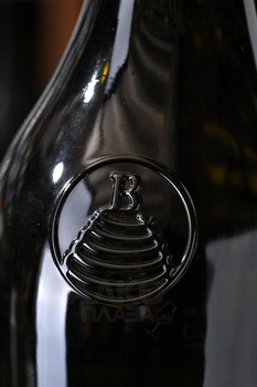 Bisol Molera Valdobbiadene Prosecco Superiore DOCG Extra Dry - игристое вино Бизоль Молера Вальдоббьядене Просекко Супериоре Экстра Драй 0.75 л